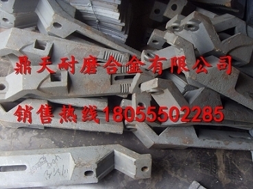 無(wú)錫華通4000瀝青攪拌主機多元素合金側攪拌臂、好質(zhì)量鍋底襯板價(jià)格